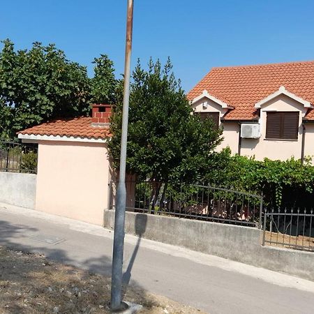 Apartmani A.Teskera Trogir Zewnętrze zdjęcie