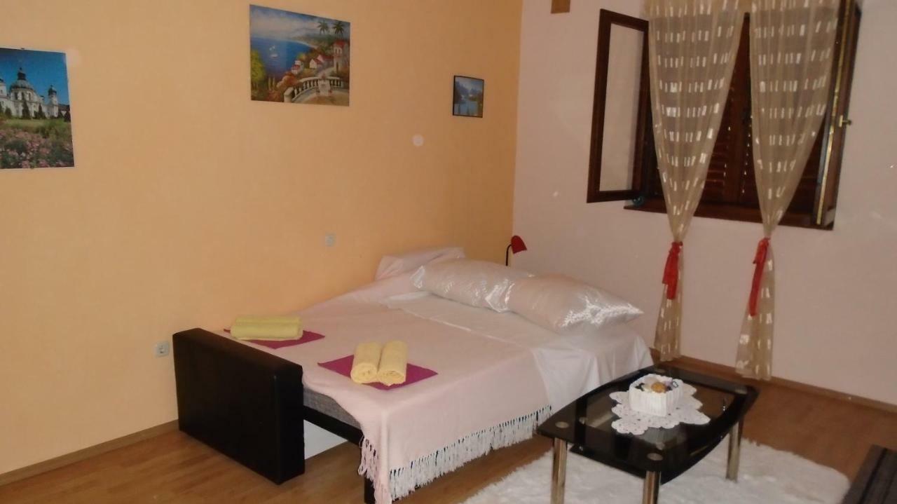 Apartmani A.Teskera Trogir Zewnętrze zdjęcie