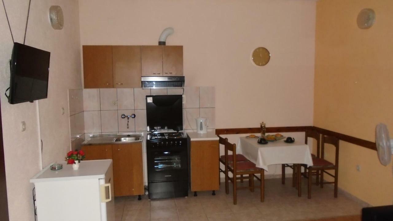 Apartmani A.Teskera Trogir Zewnętrze zdjęcie